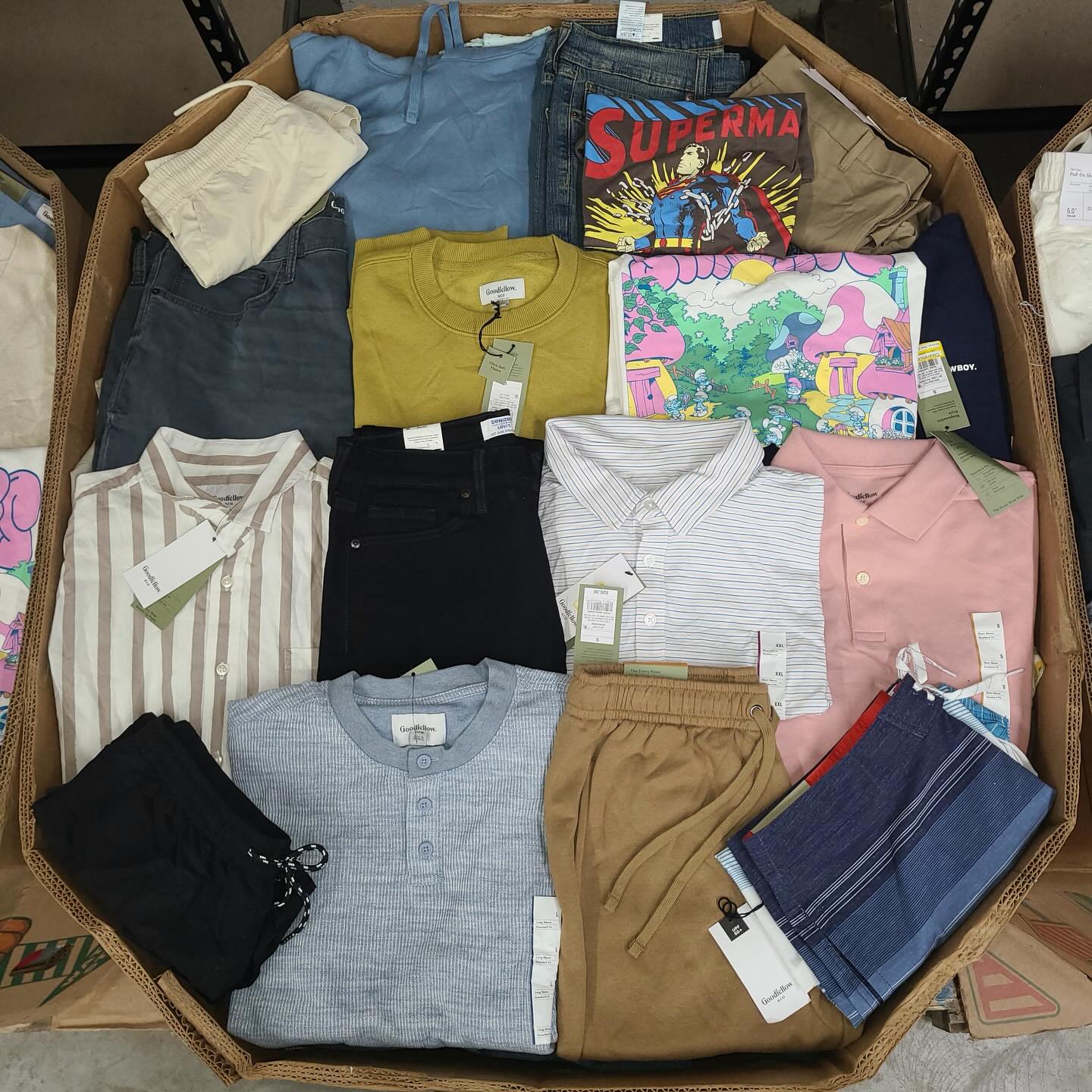Branded Apparel Overstock Pallets